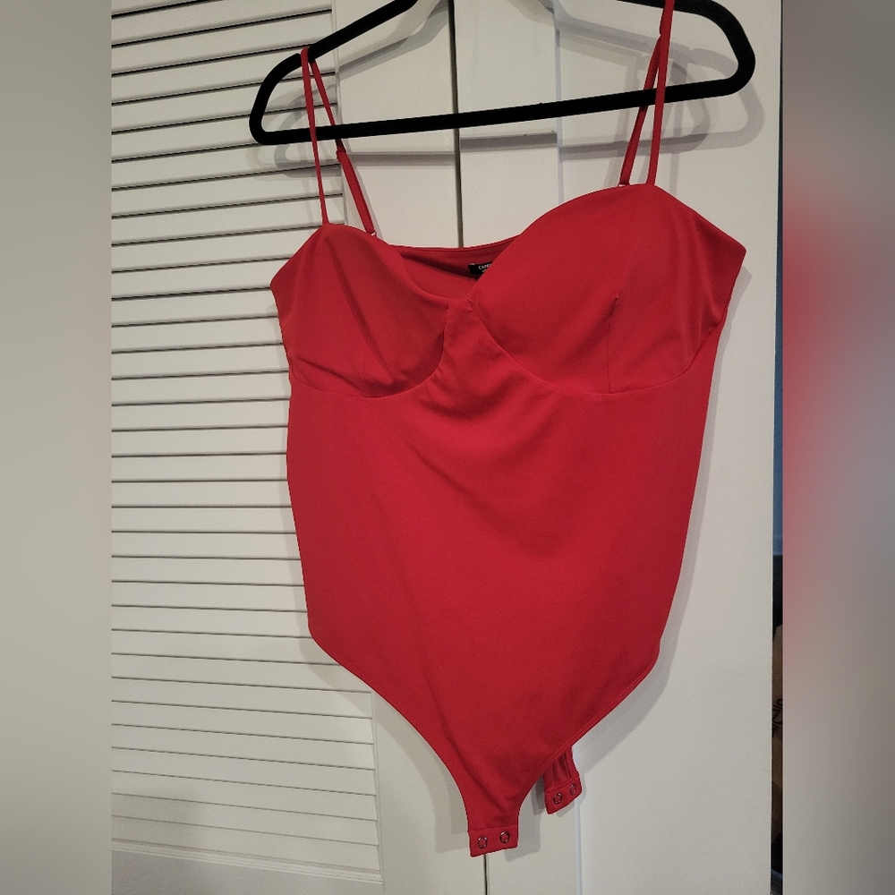 Express red bodysuit Size XL New